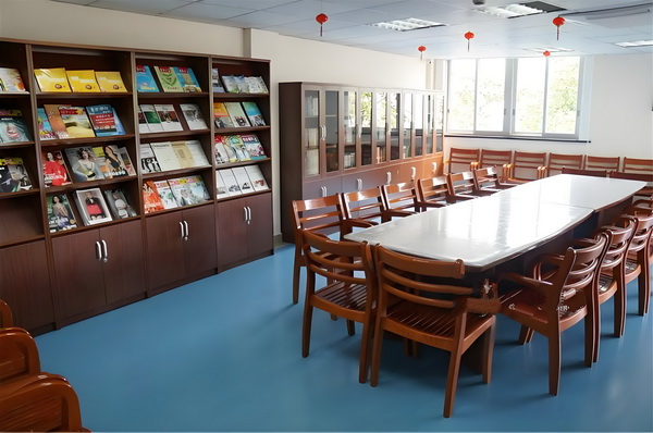 深圳市博士学历落户政策_电影《戏台》预测票房超3亿 准格人表人选标就严大代湖南